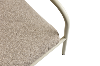 Bendt armchair Pearl White/Teddy Beige